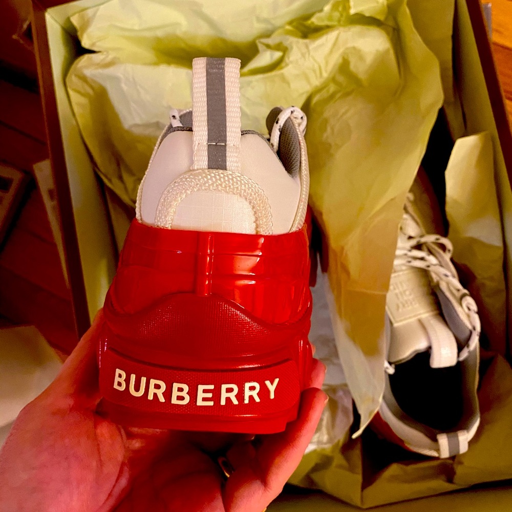 Burberry luxury shoes new with box